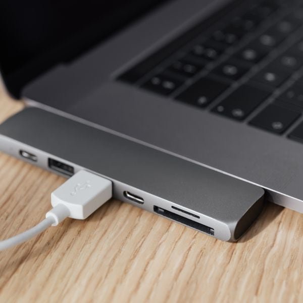 Ugreen USB-C Multiport Hub 6-in-1 Adapter